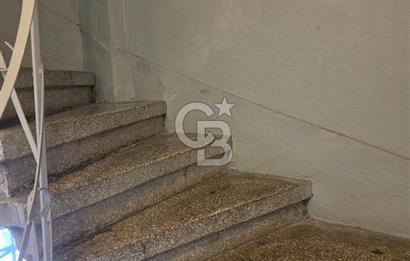 Ortaköy'de Sahile Yakın, Çift Cepheli Ara Kat 2+1 Daire