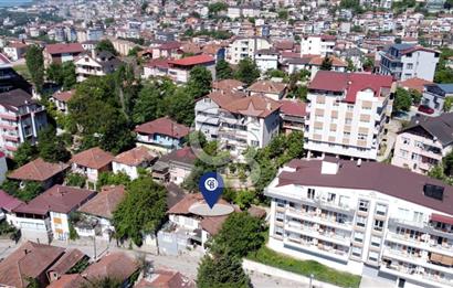 İzmit Turgut'ta Satılık 241 m² Arsa DENİZ MANZARALI