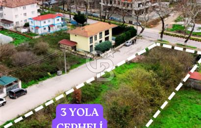 YALOVA KADIKÖYDE TERMAL YOLUNA CEPHELİ TİCARİ+KONUT 0,90 EMSAL