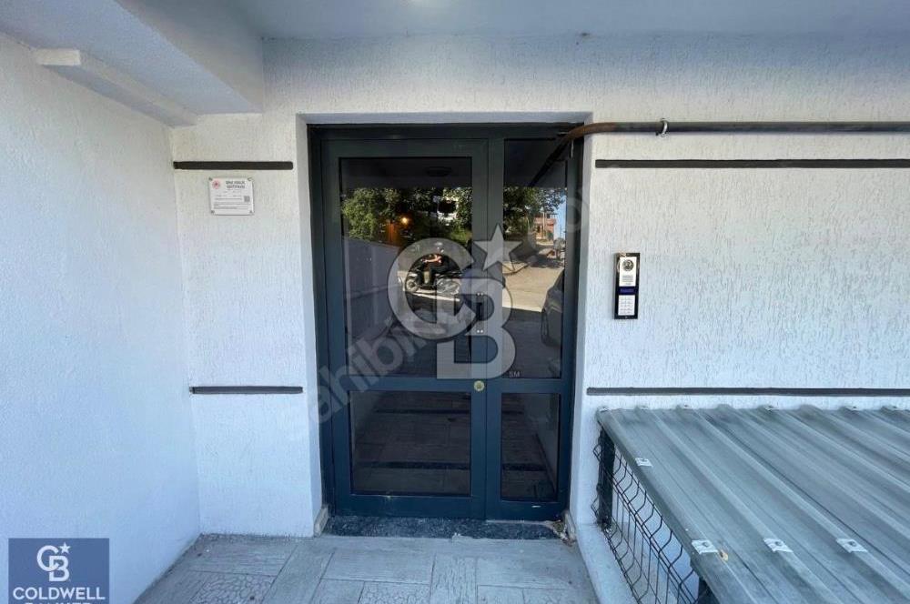GÖLCÜK E-5'E 2 DK 150M² DENİZ MANZARALI 4+1 TAKASLI DAİRE