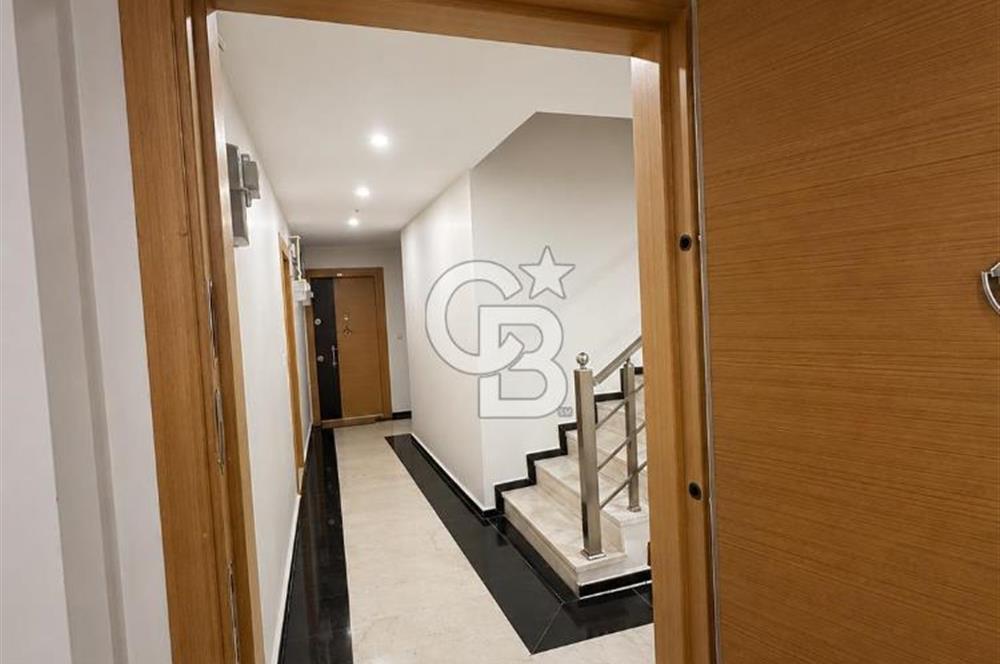 İDEALTEPE'DE KÜÇÜKYALI METRO YAKINI GENİŞ 2,5+1 KİRALIK DAİRE