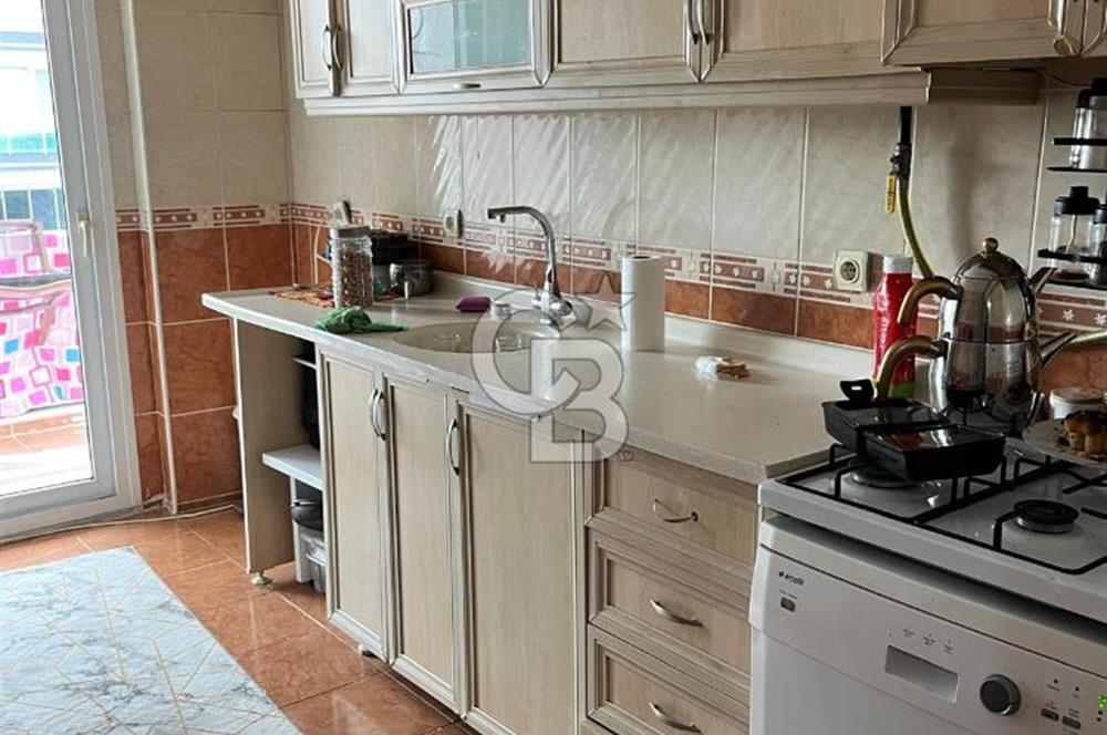 BAYRAKLI POSTACILAR EBEVEYN BANYOLU SATILIK 3+1 KÖŞE DAİRE