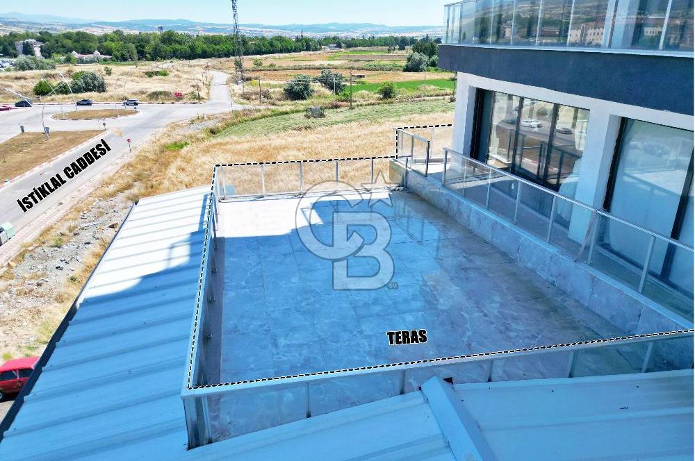CB OPİA'DAN HASTANE KARŞISI İŞYERİ / GENİŞ TERAS ALANLI