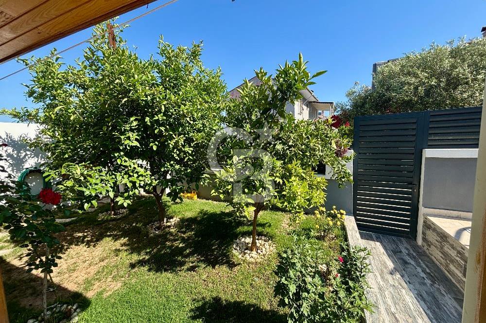Alaçatı’da Müstakil Havuzlu 3+1 Kiralık Villa