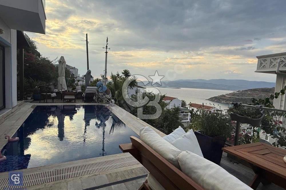 Bodrum Boğaziçi’nde Özel Havuzlu Deniz Manzaralı Satılık Villa