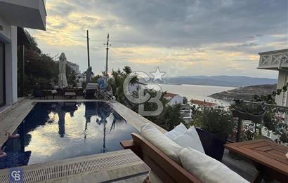 Bodrum Boğaziçi’nde Özel Havuzlu Deniz Manzaralı Satılık Villa