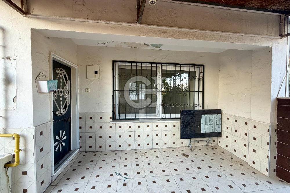Buca Murathan'da 3 Yanı Bahçe Açık Otopark Müstakil Köşe Dubleks