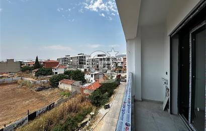 KEMALPAŞA ULUCAK’TA DEMOKRASİ ÜNİVERSİTESİ YAKININDA SATILIK LÜKS 2+1 DAİRE