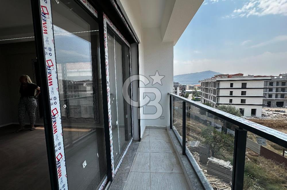 KEMALPAŞA ULUCAK’TA DEMOKRASİ ÜNİVERSİTESİ YAKININDA SATILIK LÜKS 2+1 DAİRE