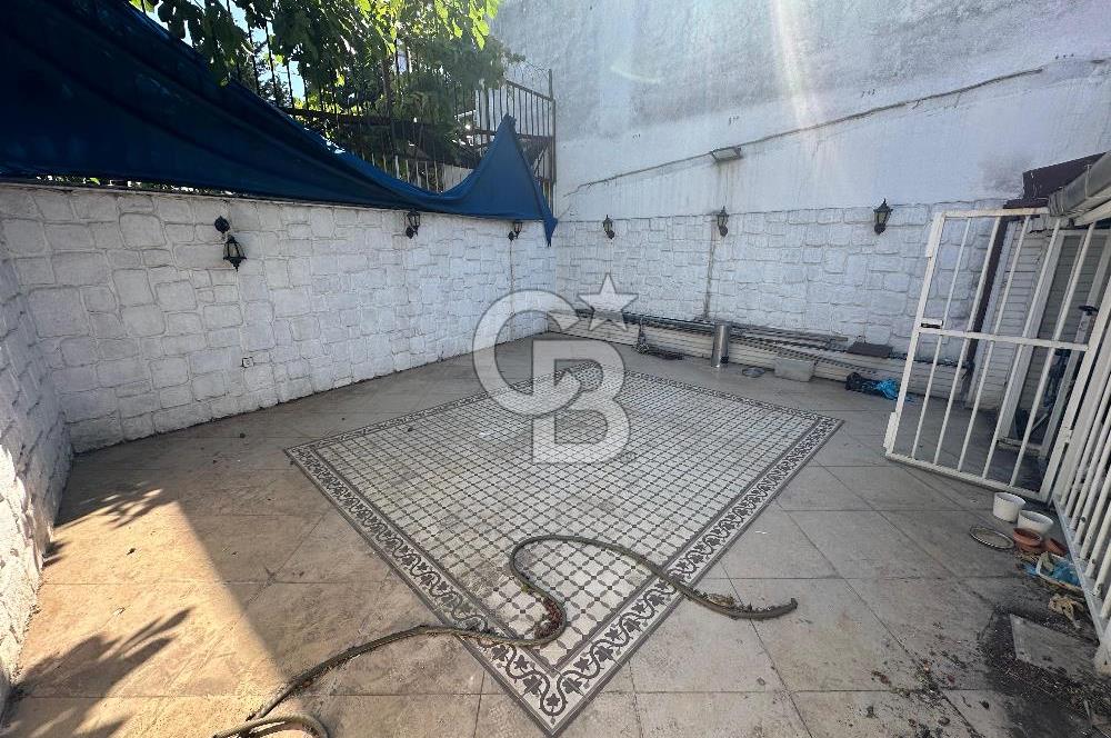 ÜSKÜDAR KISIKLI MEYDAN' DA TABELA DEĞERİ YÜKSEK DÜKKAN VE OFİS