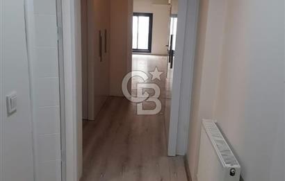 KARŞIYAKA TERSANE KARŞISINDA BAHÇELİ 2+1 | YENİ BİNA