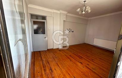 Buca Yaylacık Mahallesi cadde Üzeri Kiralık 2+1 daire