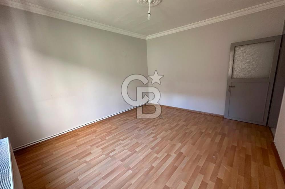 Buca Yaylacık Mahallesi cadde Üzeri Kiralık 2+1 daire