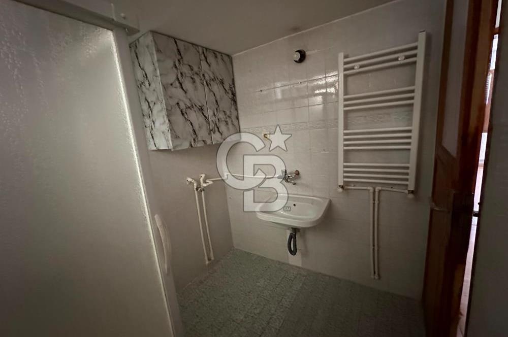 Buca Yaylacık Mahallesi cadde Üzeri Kiralık 2+1 daire