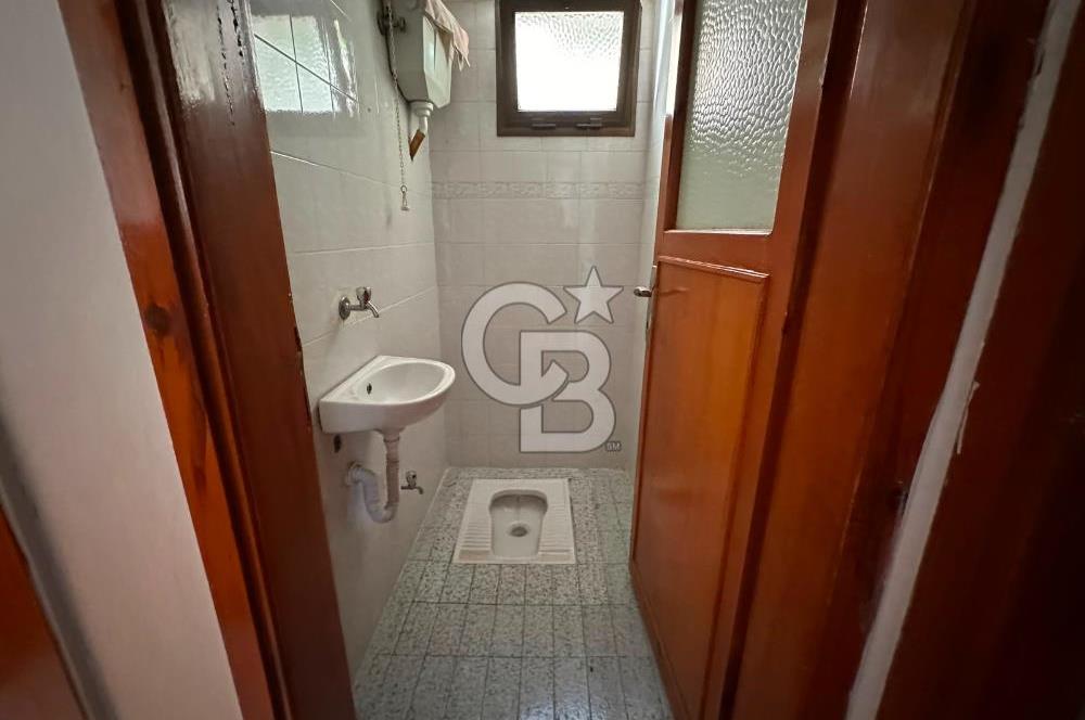 Buca Yaylacık Mahallesi cadde Üzeri Kiralık 2+1 daire