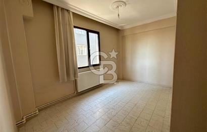 Buca Yaylacık Mahallesi cadde Üzeri Kiralık 2+1 daire