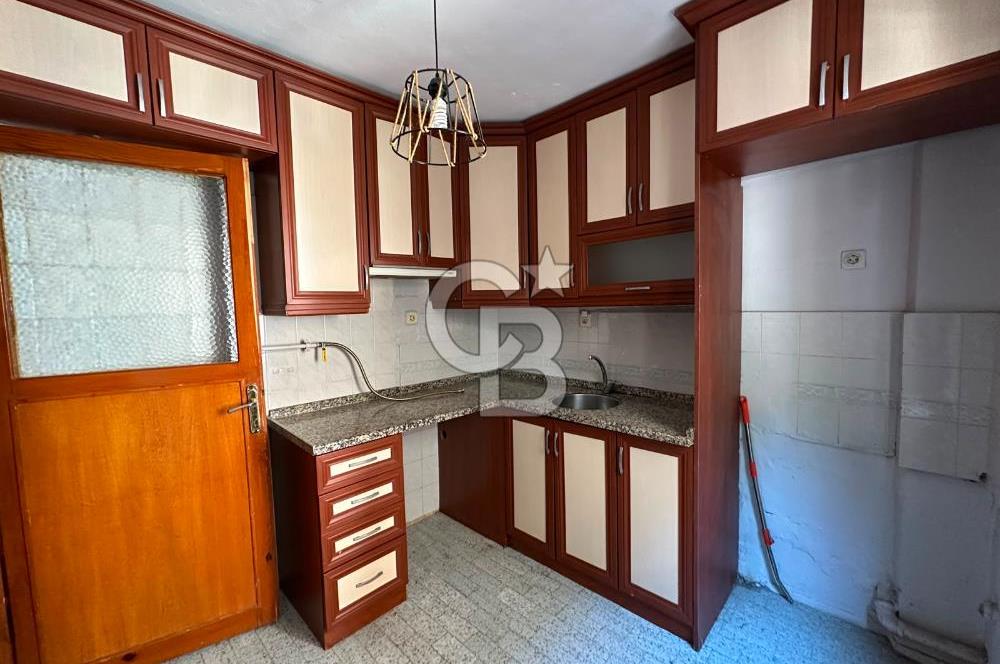 Buca Yaylacık Mahallesi cadde Üzeri Kiralık 2+1 daire