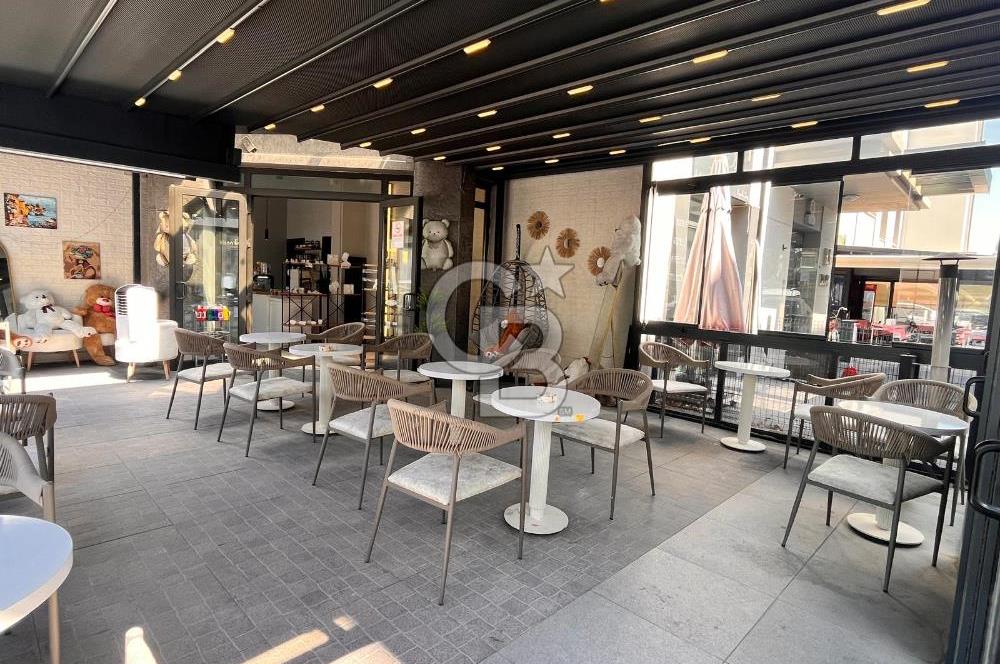 Bayraklı Mahsuroğlu Mahallesi'nde Köşe Konumlu Devren Kiralık Dükkan