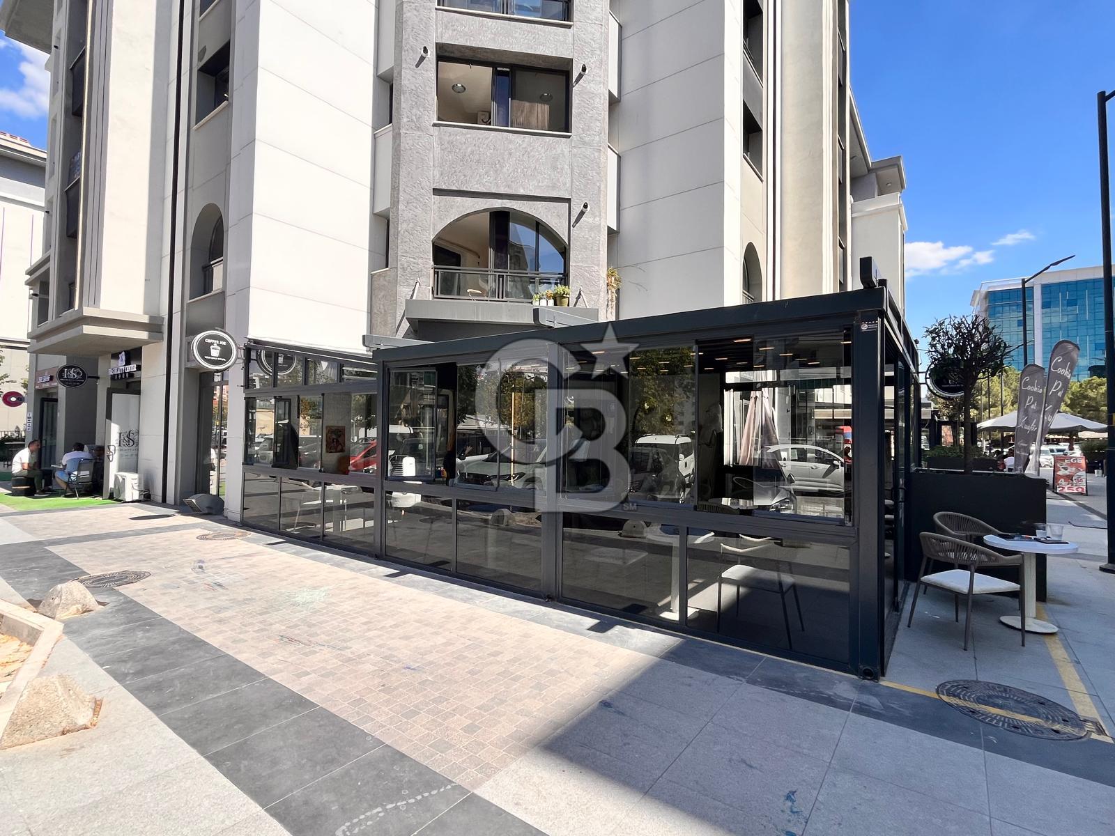 Bayraklı Mahsuroğlu Mahallesi'nde Köşe Konumlu Devren Kiralık Dükkan