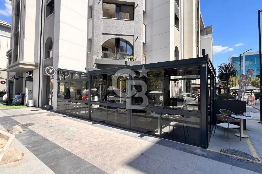 Bayraklı Mahsuroğlu Mahallesi'nde Köşe Konumlu Devren Kiralık Dükkan