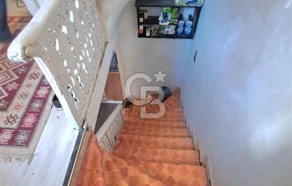 Samatya'da Deniz Manzaralı, 4 Katlı Satılık Bina. 2. Derece Tarihi Eser