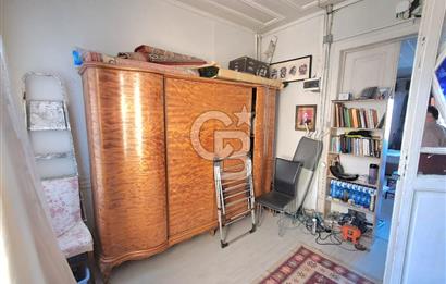 Samatya'da Deniz Manzaralı, 4 Katlı Satılık Bina. 2. Derece Tarihi Eser