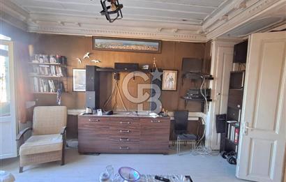 Samatya'da Deniz Manzaralı, 4 Katlı Satılık Bina. 2. Derece Tarihi Eser