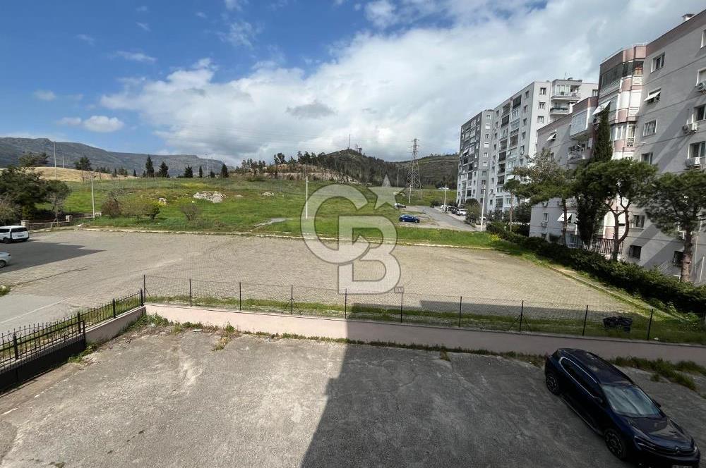 BAYRAKLI POSTACILAR EBEVEYN BANYOLU SATILIK 3+1 KÖŞE DAİRE