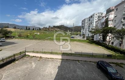BAYRAKLI POSTACILAR EBEVEYN BANYOLU SATILIK 3+1 KÖŞE DAİRE
