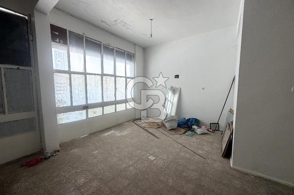 Buca İnönü Mahallesinde 100 m² Kat Mülkiyetli Satılık İş Yeri