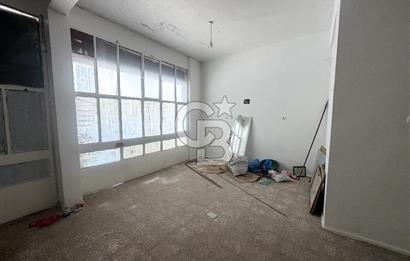 Buca İnönü Mahallesinde 100 m² Kat Mülkiyetli Satılık İş Yeri