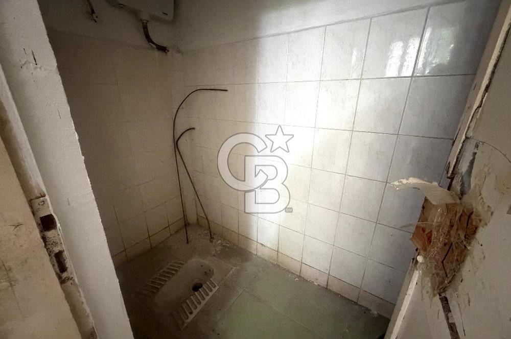 Buca İnönü Mahallesinde 100 m² Kat Mülkiyetli Satılık İş Yeri