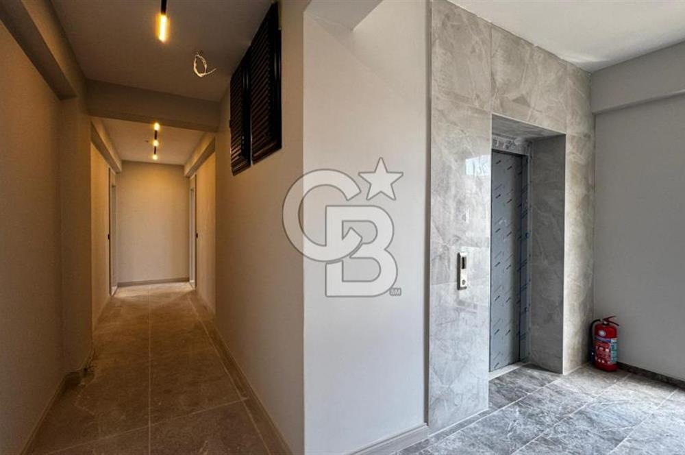 Tabela Değeri Yüksek Deniz Manzaralı Lux Kiralık 1+1 Ofisler