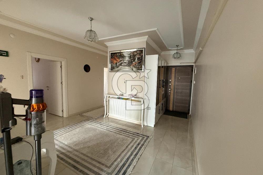 MEYDAN'A YÜRÜME MESAFESİNDE İÇİ YENİLENMİŞ SATILIK DAİRE