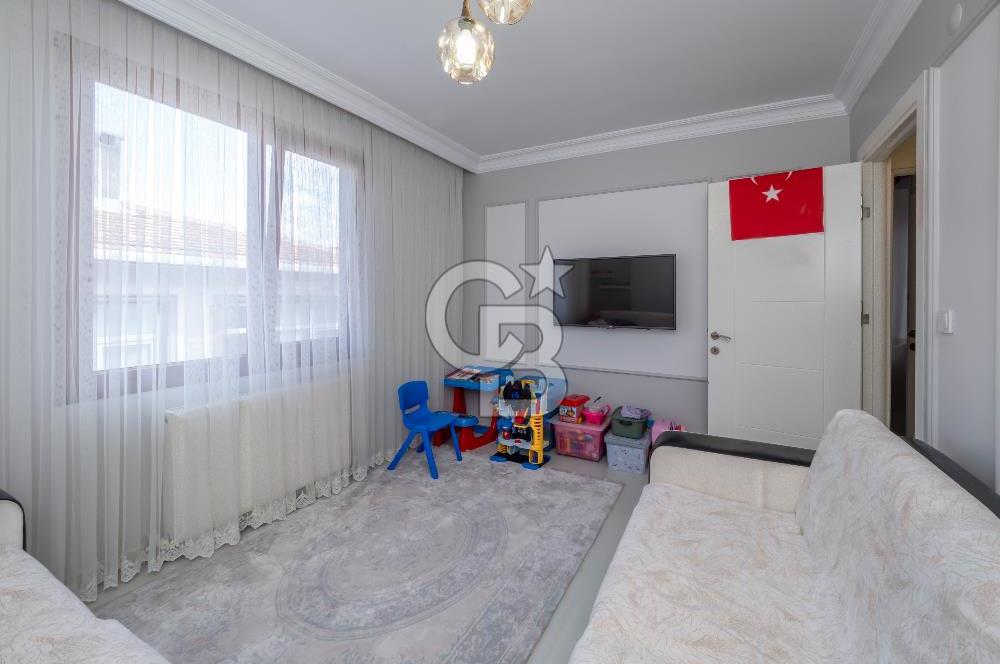 Bahçelievler Şirinevler'de Asansörlü 4+2 Çatı Dubleks