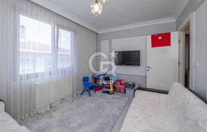 Bahçelievler Şirinevler'de Asansörlü 4+2 Çatı Dubleks