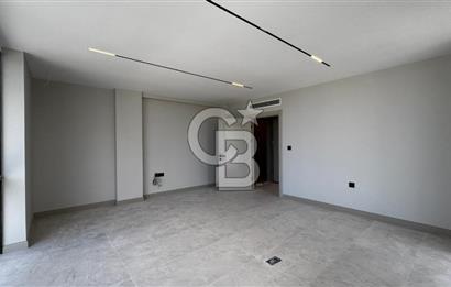 Tabela Değeri Yüksek Deniz Manzaralı Lux Kiralık 1+1 Ofisler