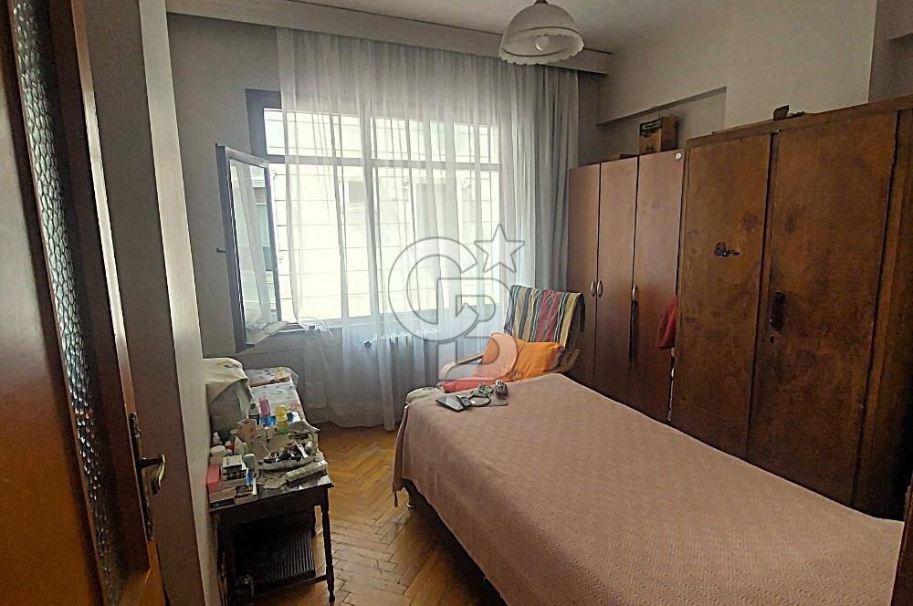 BOSTANCIDA ÇOK MERKEZİ KONUMDA- 125 M2- 3+1- KOMBİLİ- BALKONLU