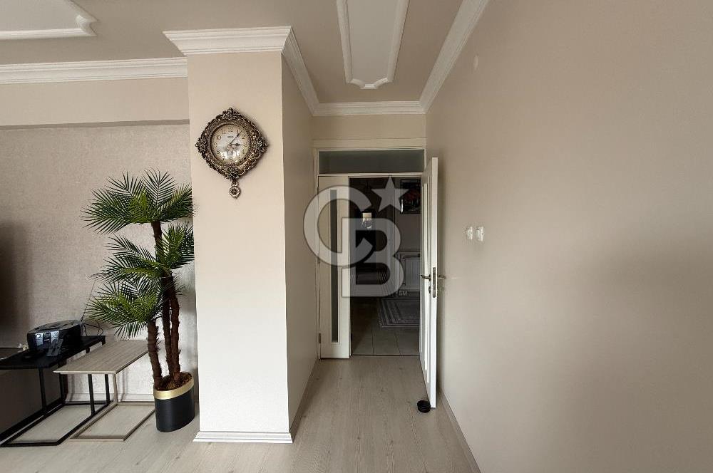 MEYDAN'A YÜRÜME MESAFESİNDE İÇİ YENİLENMİŞ SATILIK DAİRE
