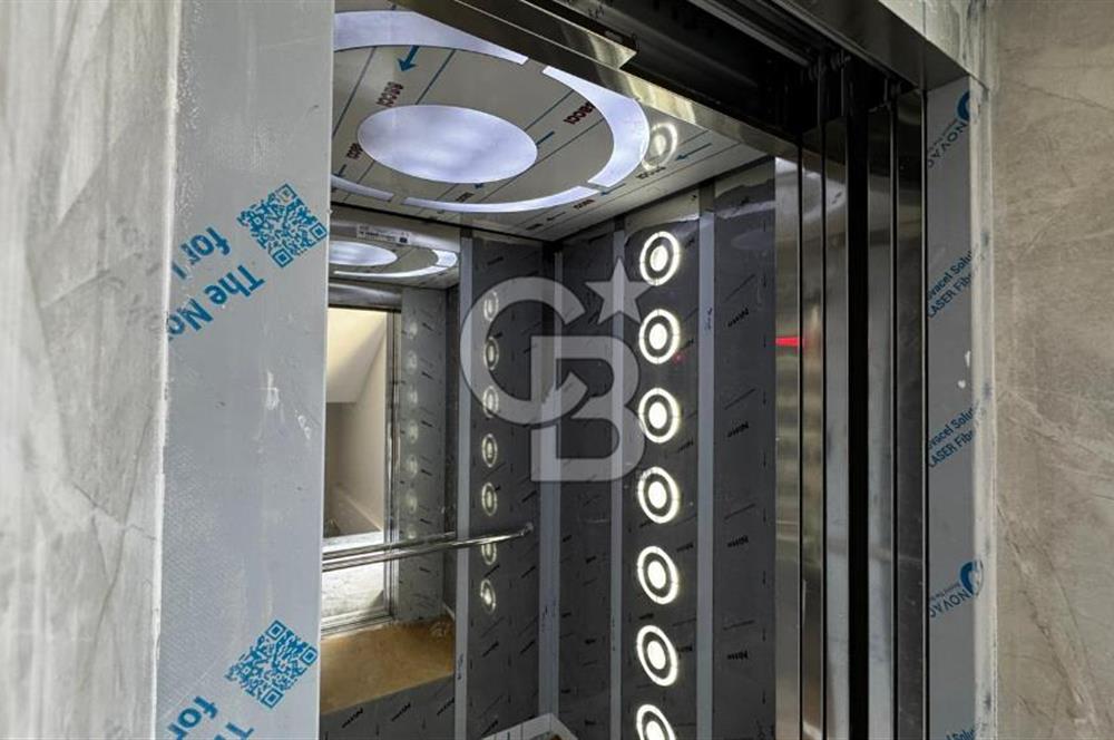 Tabela Değeri Yüksek Deniz Manzaralı Lux Kiralık 1+1 Ofisler