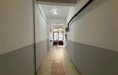 MEYDAN'A YÜRÜME MESAFESİNDE İÇİ YENİLENMİŞ SATILIK DAİRE