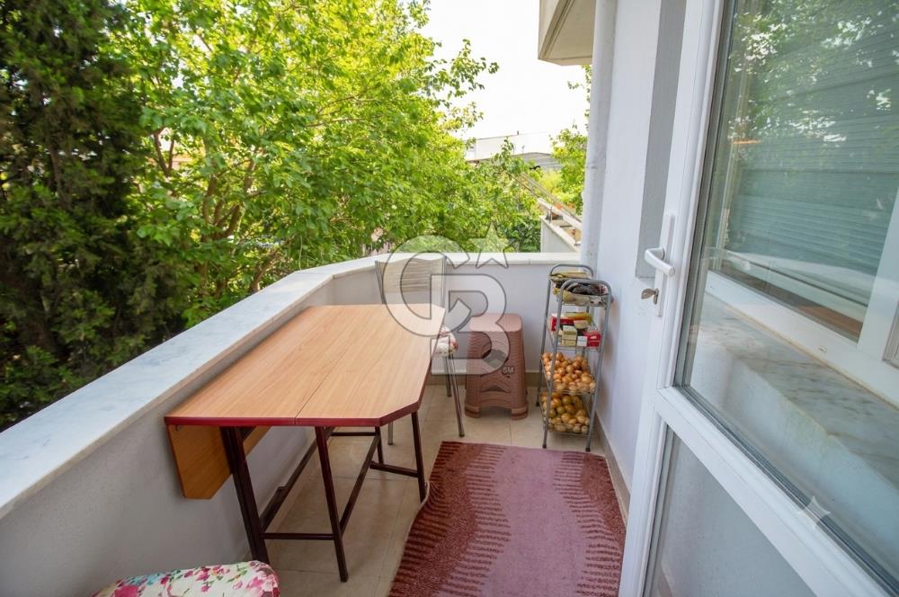 Karabağlar Günaltay Mah.de 3+1 Site İçi Arakat Satılık Daire