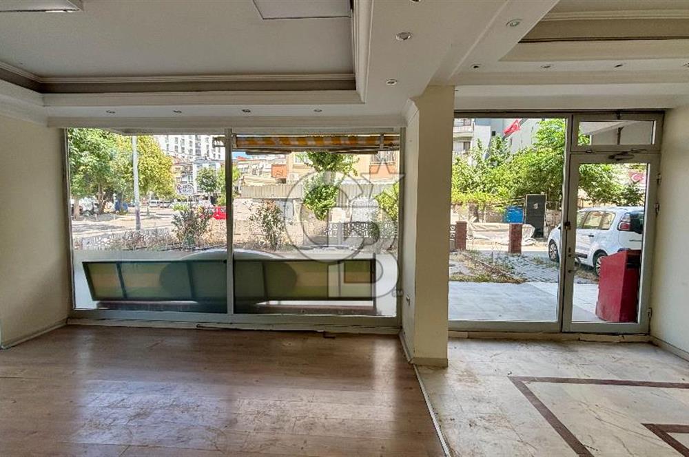 Museland - Bayraklı Mansuroğlu'da 40m2 Kiralık Depo
