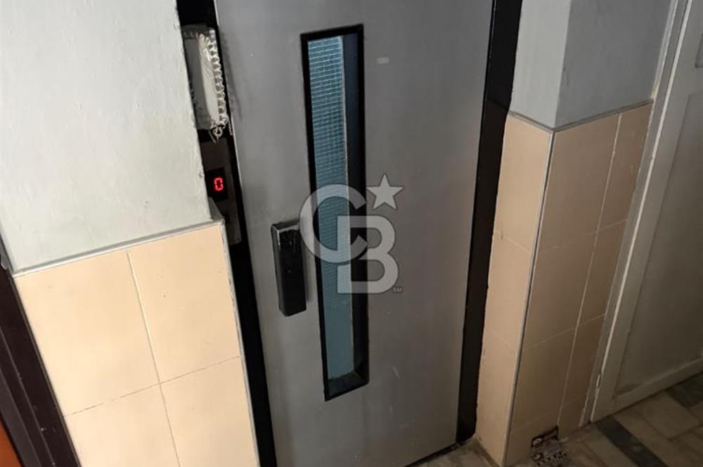 Karabağlar Günaltay Mah.de 3+1 Site İçi Arakat Satılık Daire
