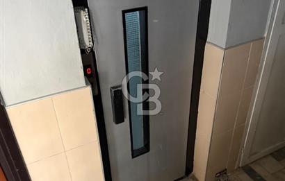 Karabağlar Günaltay Mah.de 3+1 Site İçi Arakat Satılık Daire