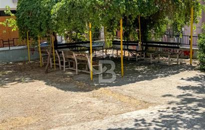 Karabağlar Günaltay Mah.de 3+1 Site İçi Arakat Satılık Daire