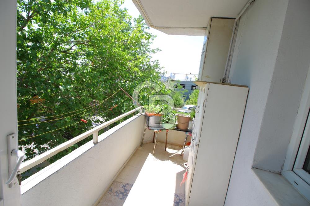 Karabağlar Günaltay Mah.de 3+1 Site İçi Arakat Satılık Daire