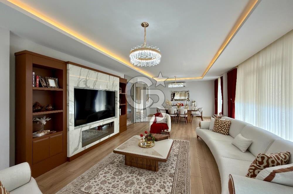 Büyükçekmece Satılık Deniz Manzaralı Havuzlu 7+2 Müstakil Villa