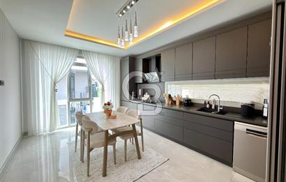 Büyükçekmece Satılık Deniz Manzaralı Havuzlu 7+2 Müstakil Villa