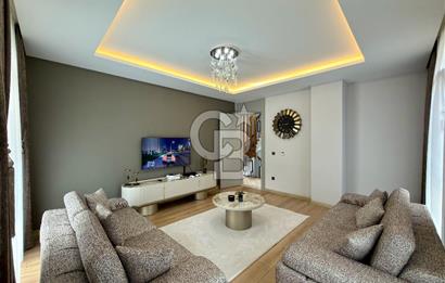 Büyükçekmece Satılık Deniz Manzaralı Havuzlu 7+2 Müstakil Villa